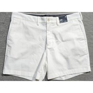 NWT Express Mens White Hyper Stretch Temp Control 6" Inseam Mid-Thigh Shorts 34